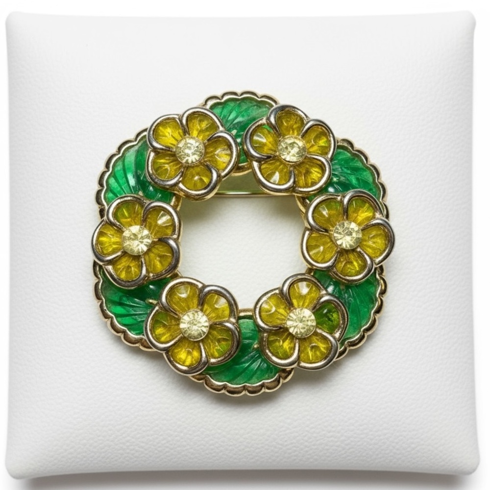 Vintage‎ Poured Glass Floral Wreath Brooch Green Yellow Flower Pin